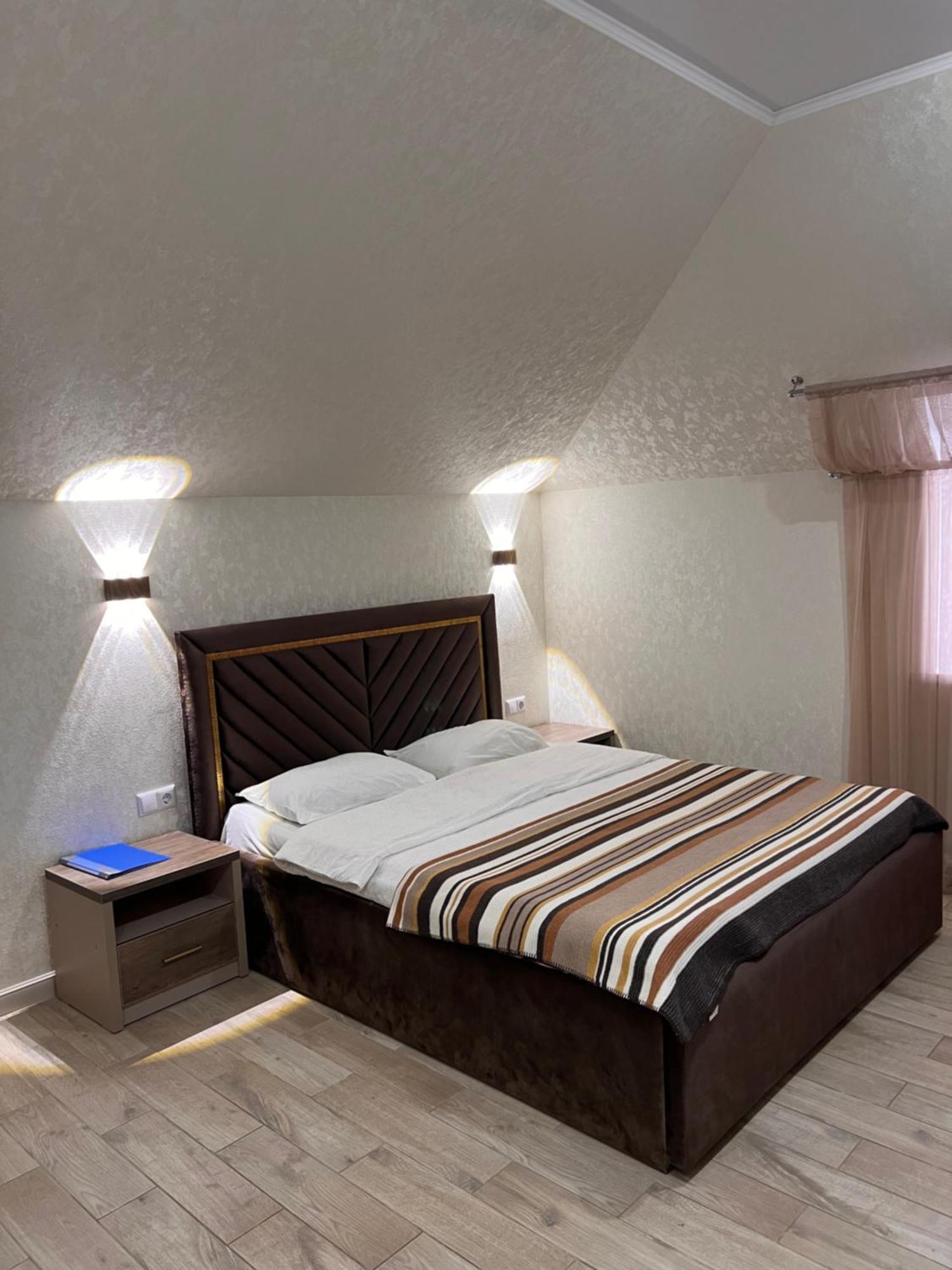 Hotel Гостинично-Банный Комплекс Майами Люкс Qostanai Exterior foto